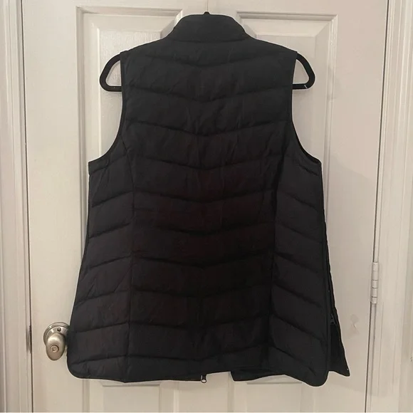J.Jill Down lined black puffer vest - Picture 2 of 14